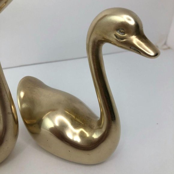 2 Vintage Boho Brass Swan Figures Paperweights - Picture 7 of 7